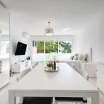 Moderno Estudio Y Piscina A 50 Metros De La Playa