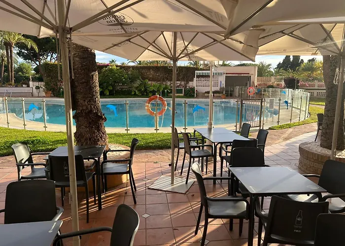 Moderno Estudio Y Piscina A 50 Metros De La Playa Apartment *