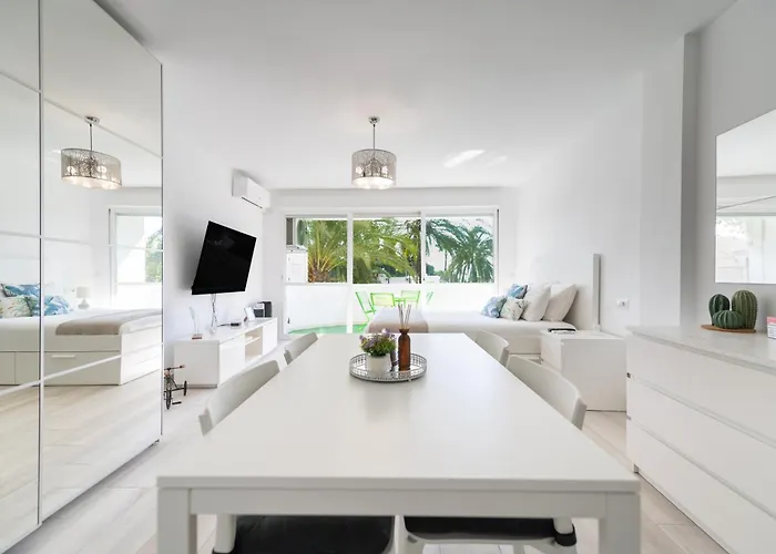 Moderno Estudio Y Piscina A 50 Metros De La Playa