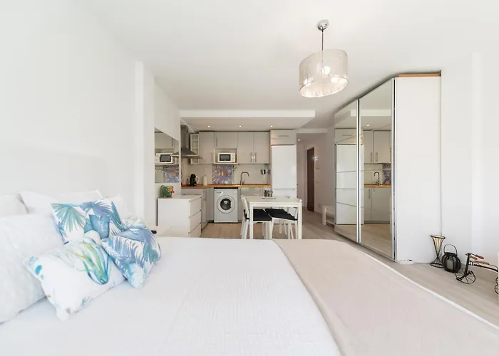 Moderno Estudio Y Piscina A 50 Metros De La Playa アパート